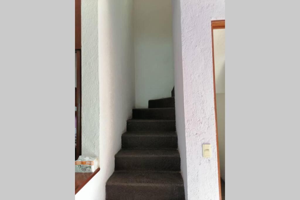 Bonita Casa Amueblada Para 12 Personas A 3 Kms Del Centro Cuernavaca Exterior foto