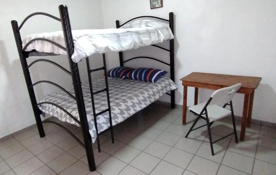Bonita Casa Amueblada Para 12 Personas A 3 Kms Del Centro Cuernavaca Exterior foto